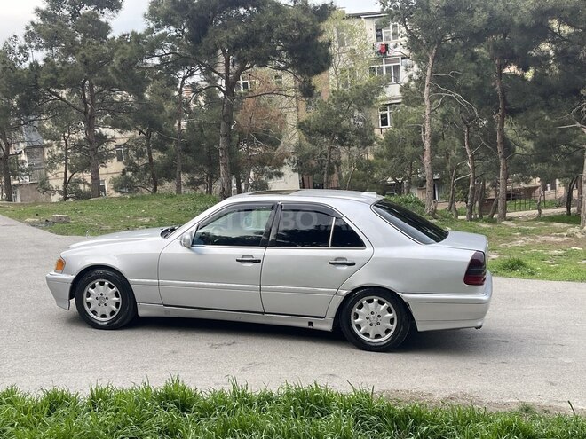 Mercedes C 240 1997, 235,222 km - 2.4 l - Bakı