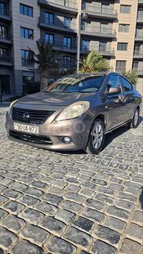 Nissan Sunny 2013, 390,920 km - 1.5 л - Bakı