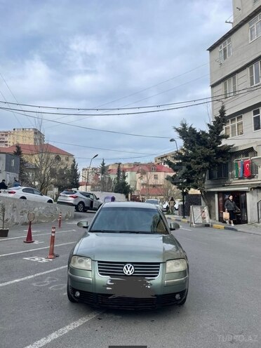 Volkswagen Passat 2002, 299,000 km - 1.8 l - Bakı