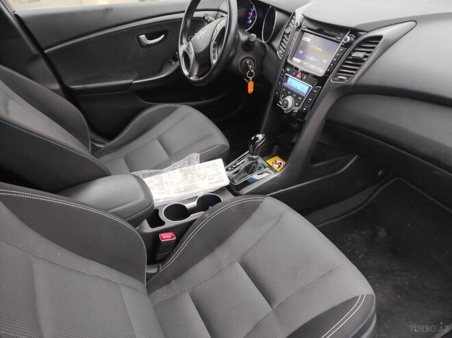 Hyundai i30 2016, 243,000 km - 1.6 л - Bakı