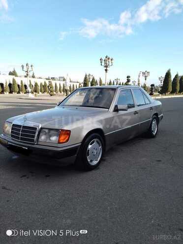 Mercedes E 200 1993, 357,111 km - 2.0 l - Bakı