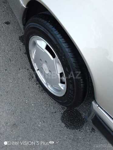 Mercedes E 200 1993, 357,111 km - 2.0 l - Bakı