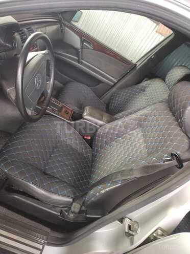 Mercedes E 230 1996, 430,000 km - 2.3 л - İsmayıllı