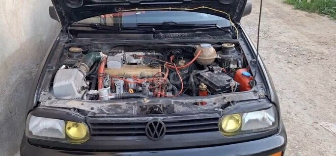 Volkswagen Golf 1998, 250,000 km - 2.0 l - Bakı