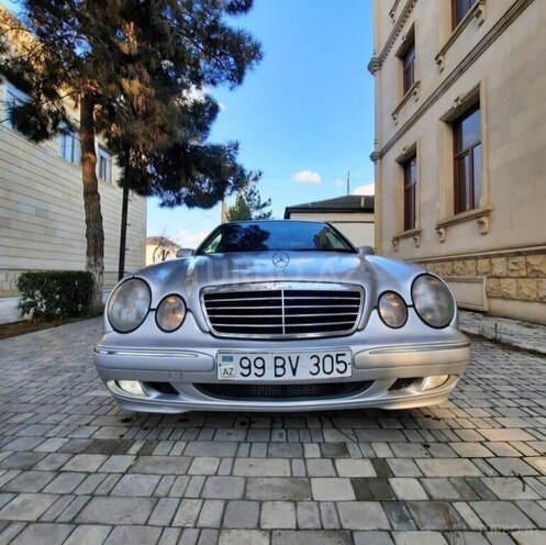 Mercedes E 220 1999, 410,000 km - 2.2 l - Naftalan