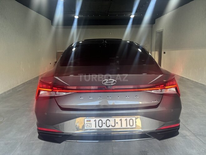 Hyundai Elantra 2023, 17,900 km - 2.0 л - Bakı