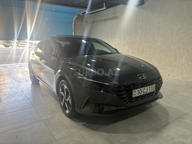 Hyundai Elantra 2023, 17,900 km - 2.0 л - Bakı