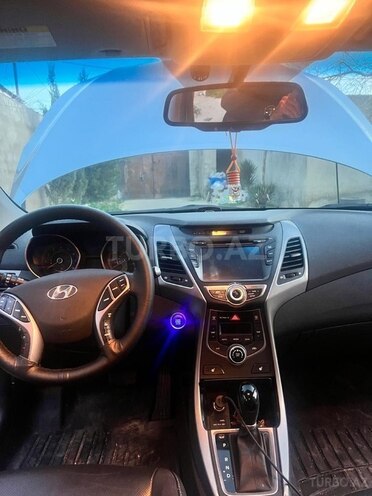 Hyundai Elantra 2015, 188,293 km - 1.8 л - Bakı