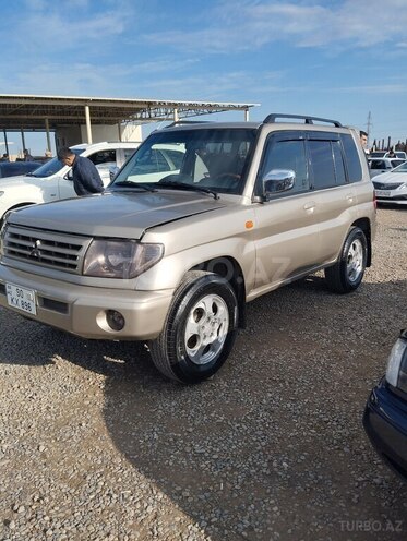 Mitsubishi Pajero io 2000, 316,653 km - 1.8 л - Gəncə