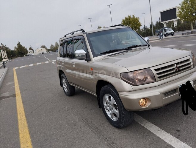 Mitsubishi Pajero io 2000, 316,653 km - 1.8 л - Gəncə
