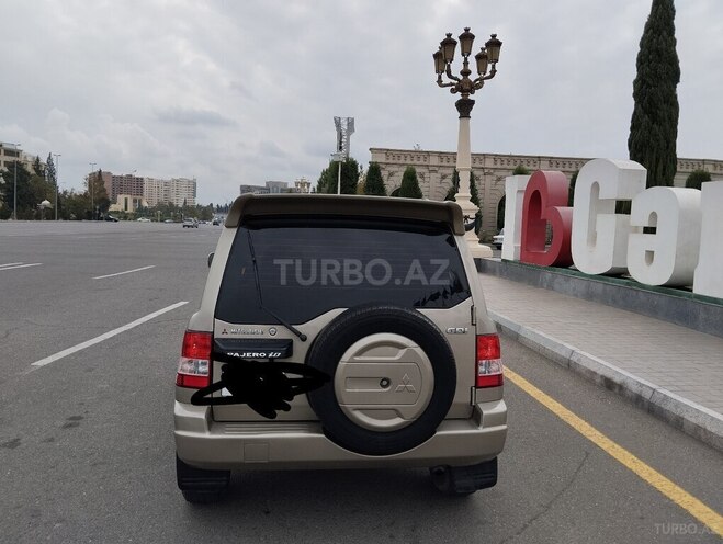 Mitsubishi Pajero io 2000, 316,653 km - 1.8 л - Gəncə