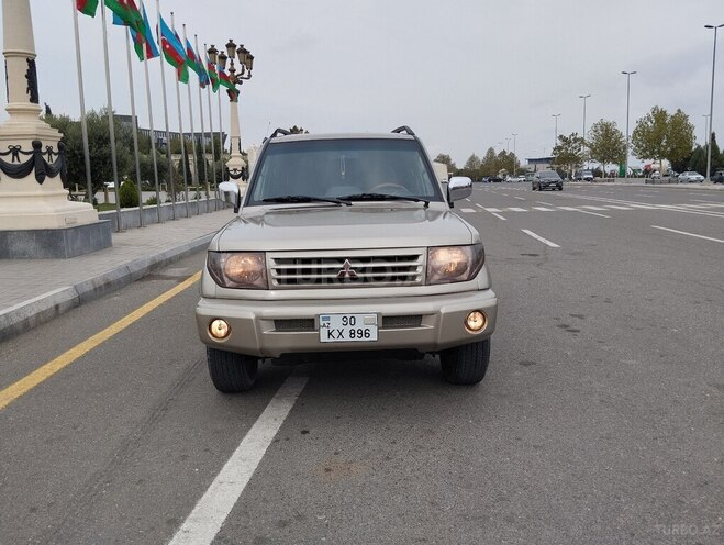 Mitsubishi Pajero io 2000, 316,653 km - 1.8 л - Gəncə