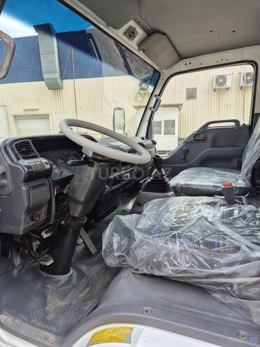 Isuzu NPR 66 L 2006, 421,250 km - 4.4 л - Bakı