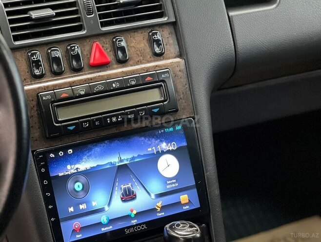 Mercedes E 220 1999, 267,000 km - 2.2 l - Bakı