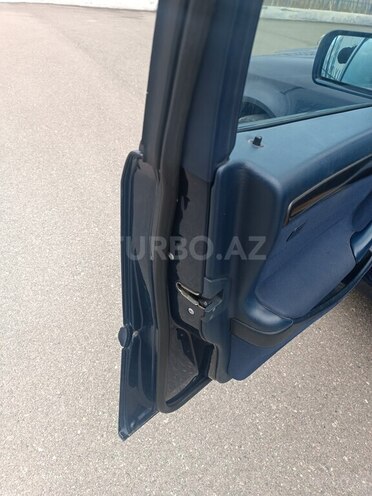 Mercedes C 180 1998, 340,652 km - 1.8 l - Tovuz