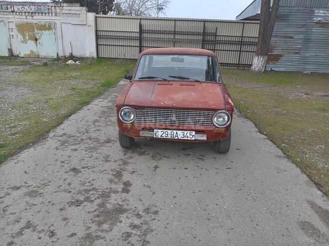 LADA (VAZ) 21011 1982, 99,000 km - 1.5 l - Xudat