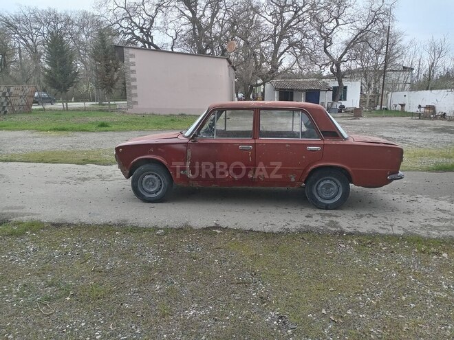 LADA (VAZ) 21011 1982, 99,000 km - 1.5 l - Xudat