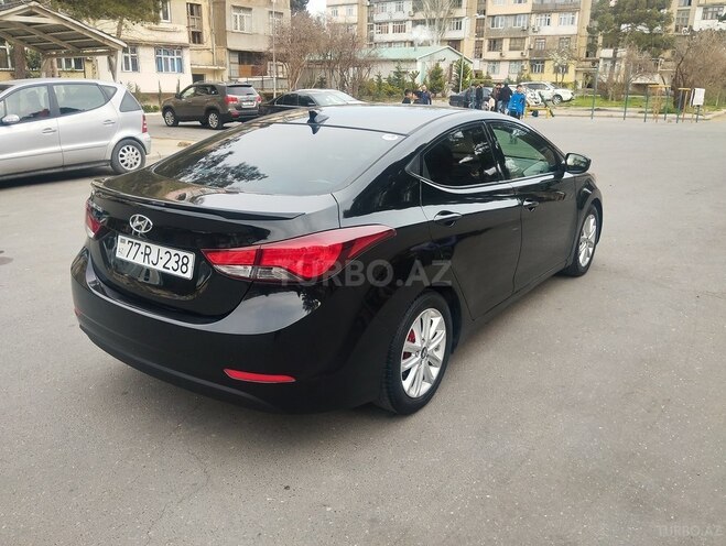 Hyundai Elantra 2015, 146,735 km - 1.8 l - Bakı