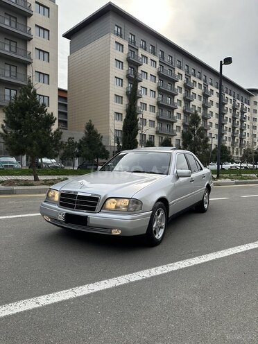 Mercedes C 180 1995, 389,000 km - 1.8 l - Bakı