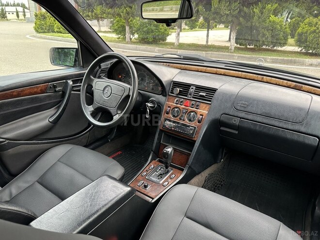 Mercedes C 230 1998, 340,000 km - 2.3 л - Saatlı