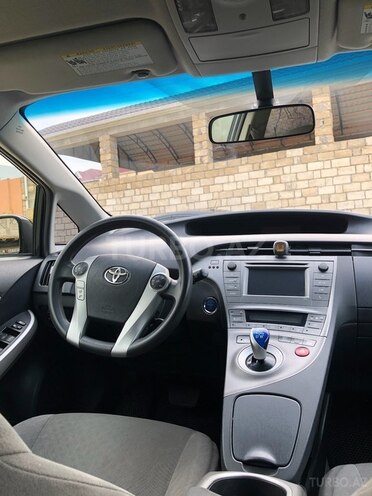 Toyota Prius 2015, 252,000 km - 1.8 л - Sumqayıt
