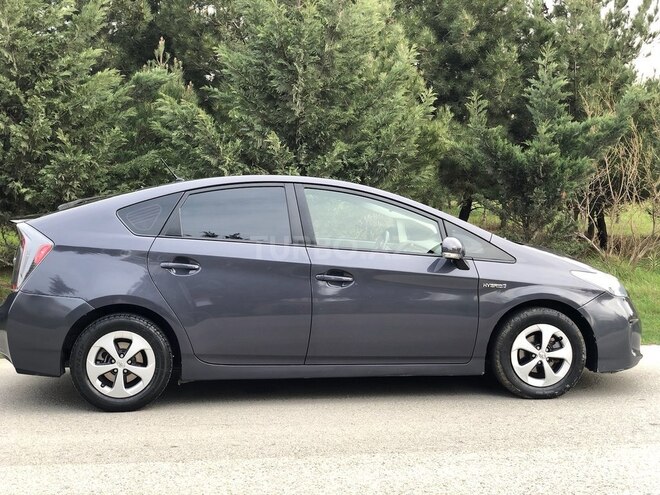 Toyota Prius 2015, 252,000 km - 1.8 л - Sumqayıt