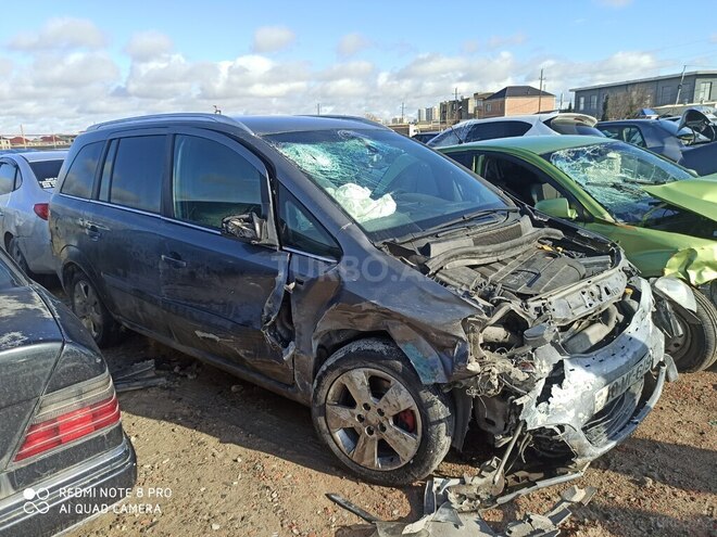 Opel Zafira 2006, 270,000 km - 1.9 л - Bakı