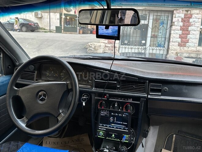 Mercedes 190 1992, 142,509 km - 1.8 л - Bakı