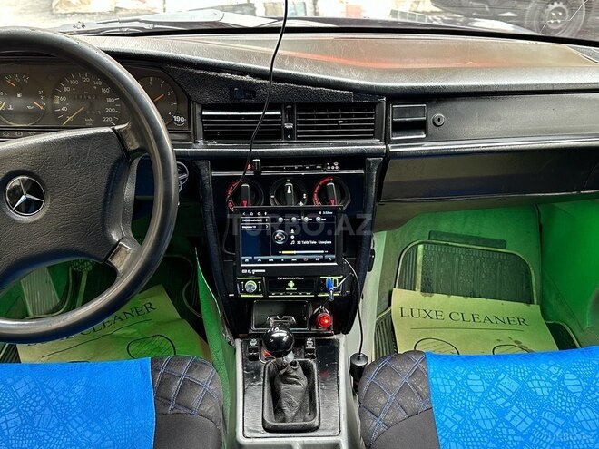 Mercedes 190 1992, 142,509 km - 1.8 л - Bakı