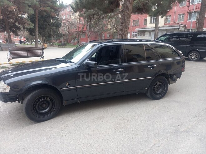 Mercedes C 220 1999, 213,000 km - 2.2 l - Bakı