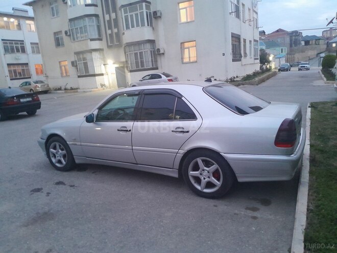 Mercedes C 240 1998, 258,000 km - 2.4 l - Bakı