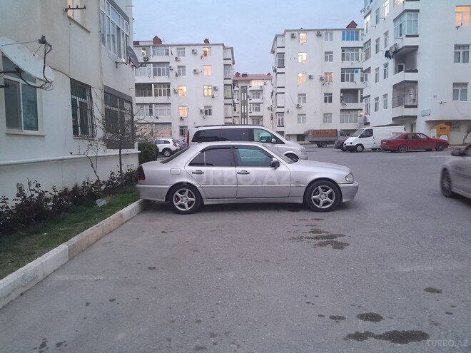 Mercedes C 240 1998, 258,000 km - 2.4 l - Bakı