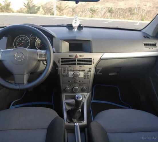 Opel Astra 2006, 268,000 km - 1.4 l - Beyləqan