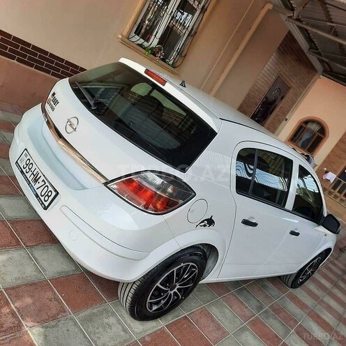 Opel Astra 2006, 268,000 km - 1.4 l - Beyləqan