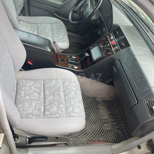 Mercedes C 200 1996, 423,000 km - 2.0 l - Qəbələ
