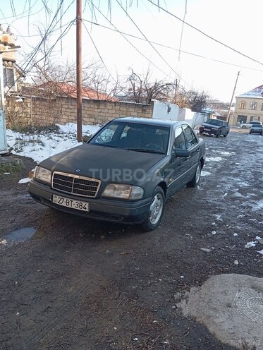 Mercedes C 200 1994, 350,000 km - 2.0 л - Quba
