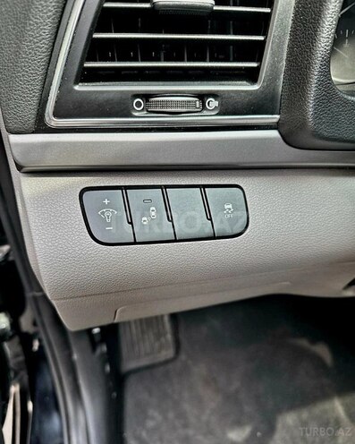 Hyundai Elantra 2017, 104,607 km - 2.0 l - Bakı