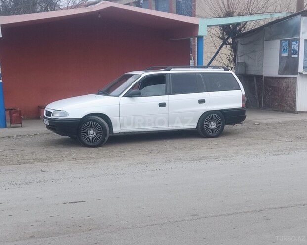 Opel Astra 1993, 235,286 km - 1.7 l - Zaqatala