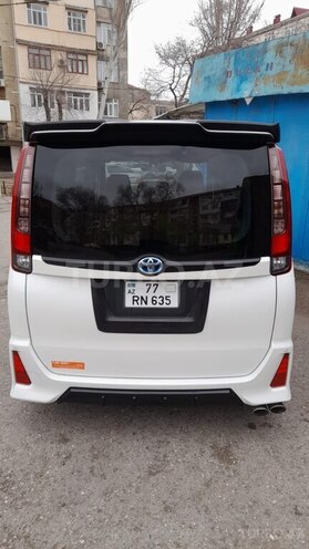 Toyota Noah 2014, 156,000 km - 1.8 l - Sumqayıt