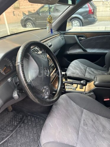 Mercedes E 220 2000, 296,000 km - 2.2 л - Bakı