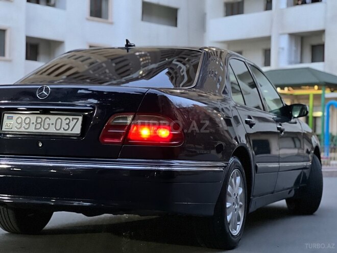 Mercedes E 240 2000, 429,000 km - 2.4 l - Bakı