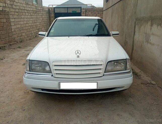 Mercedes C 180 1995, 215,325 km - 1.8 л - Bakı