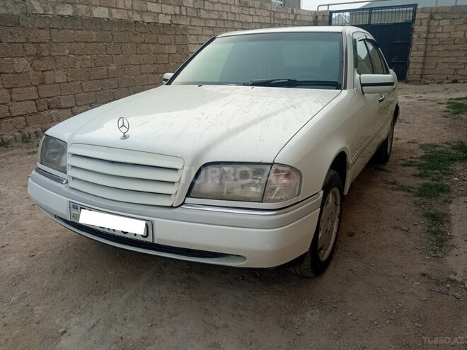 Mercedes C 180 1995, 215,325 km - 1.8 л - Bakı