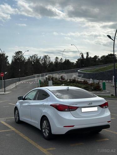 Hyundai Elantra 2015, 250,253 km - 1.8 l - Bakı