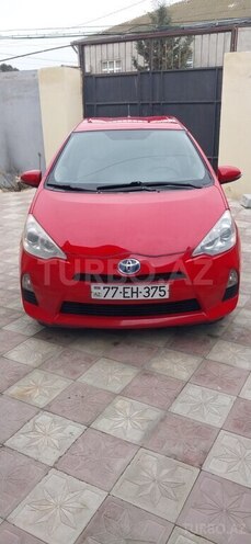Toyota Prius C 2013, 183,000 km - 1.5 l - Bakı