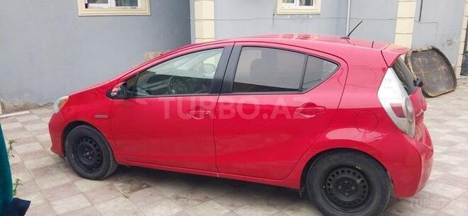 Toyota Prius C 2013, 183,000 km - 1.5 l - Bakı