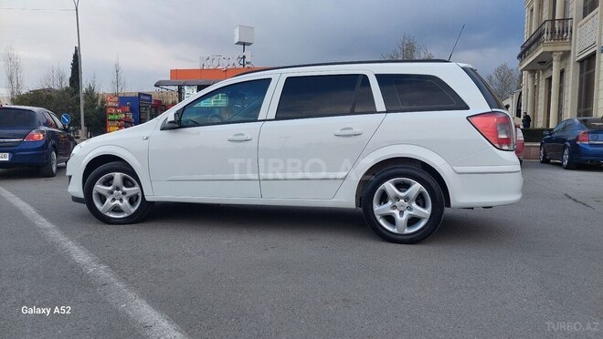 Opel Astra 2008, 218,500 km - 1.9 l - Gəncə