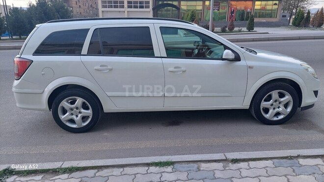 Opel Astra 2008, 218,500 km - 1.9 l - Gəncə