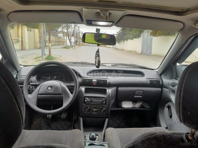 Opel Astra 1994, 385,200 km - 1.8 l - Bakı
