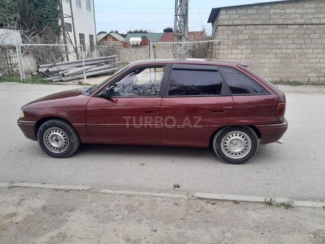 Opel Astra 1994, 385,200 km - 1.8 l - Bakı